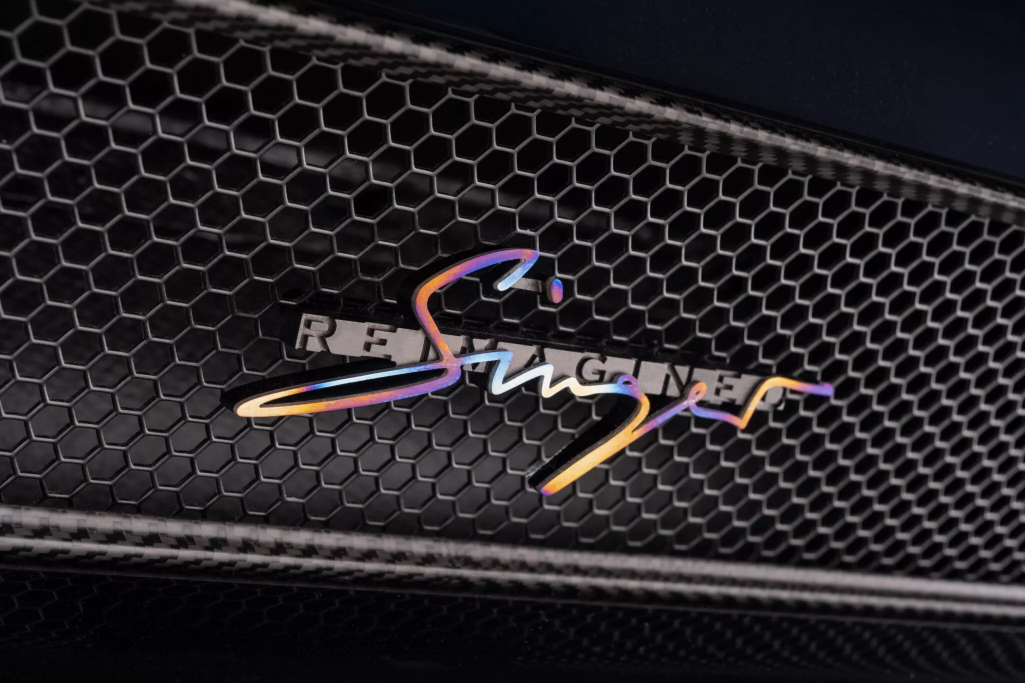 Singer-Porsche-911-DLS-11