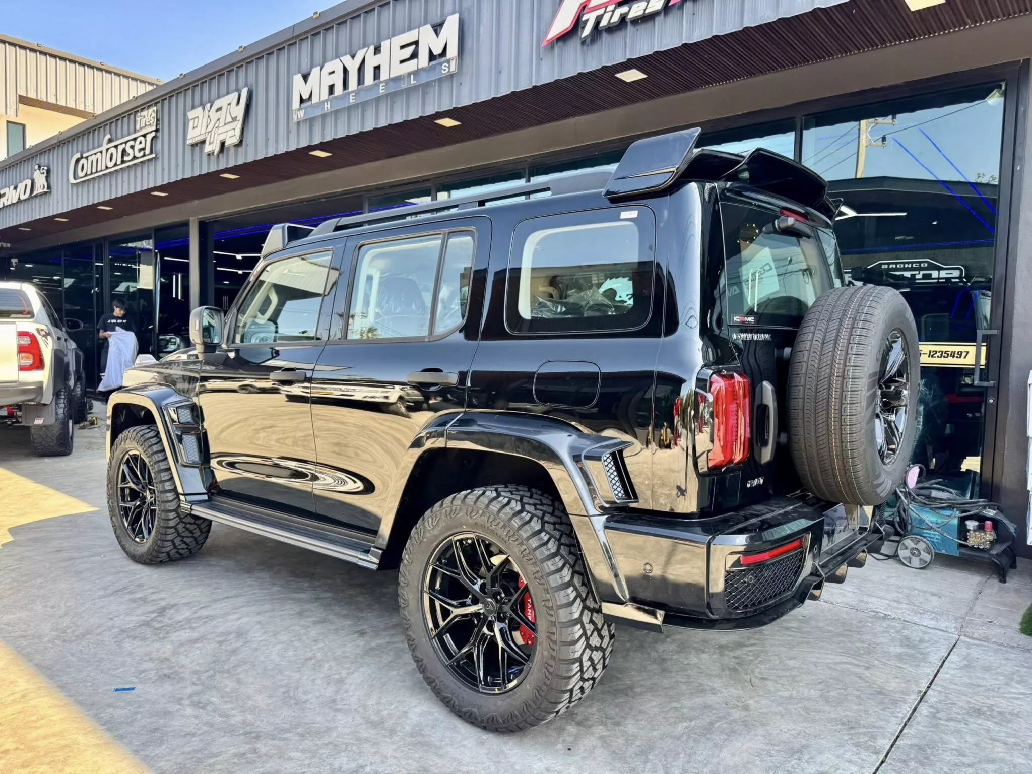 Tank-300-Mercedes-G-Class-7