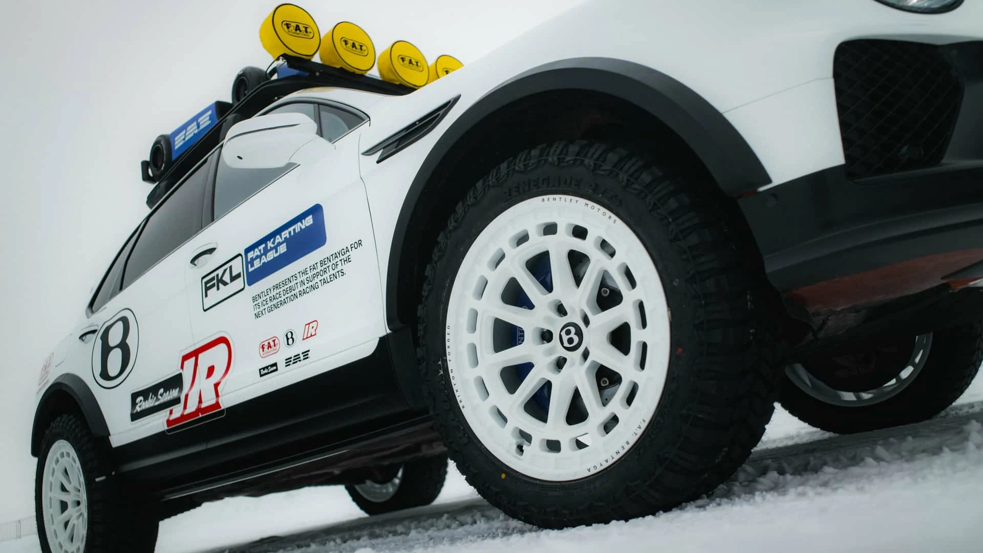 賓利Bentayga打算效仿波子推出越野版本